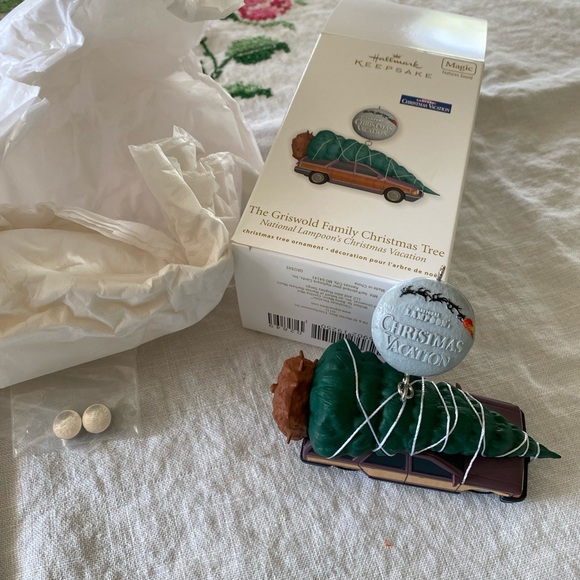 Griswold Family Christmas Tree’11** - Picture 2 of 9